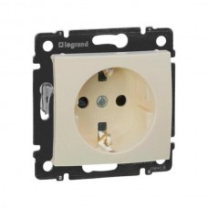 Розетка Legrand с защитной шторкой, с заземлением серии Valena. Цвет Слоновая кость. Артикул 774122