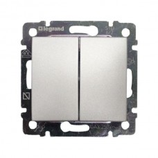 Выключатель Legrand двухклавишный 10A серии Valena. Цвет Алюминий. Артикул 770105