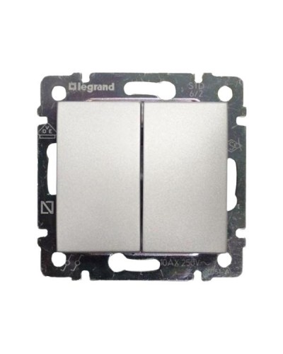 Выключатель Legrand двухклавишный 10A серии Valena. Цвет Алюминий. Артикул 770105