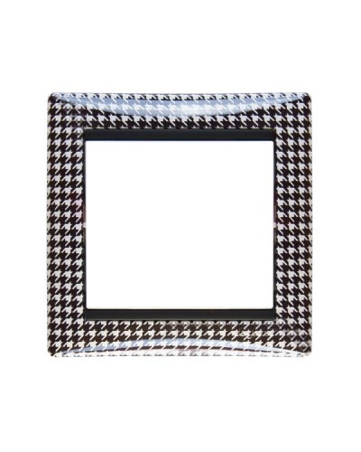 Рамка Legrand 1 пост серии Valena. Цвет Гусиные лапки.