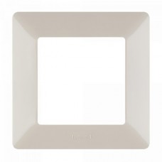 Рамка Legrand Valena™ Life - 1 пост - слоновая кость. Артикул 754047