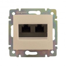 Розетка 2xRJ45 FTP Legrand UTP, категории 5е, два выхода на захватах серии Valena. Цвет Слоновая кость.
