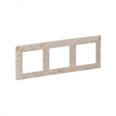 Рамка Legrand 3 поста серии Valena-Life. Цвет Ампир Бежевый.