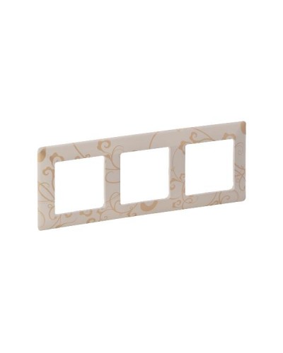 Рамка Legrand 3 поста серии Valena-Life. Цвет Ампир Бежевый.