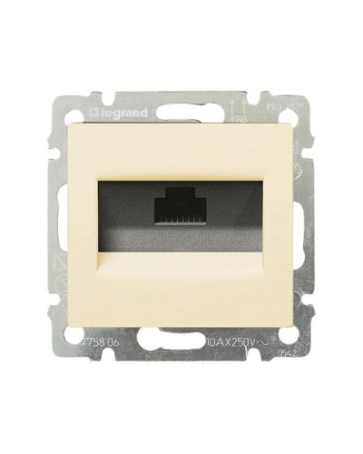 Розетка RJ45 FTP Legrand UTP, категории 5е, один выход, на захватах серии Valena. Цвет Слоновая кость. Артикул 774130